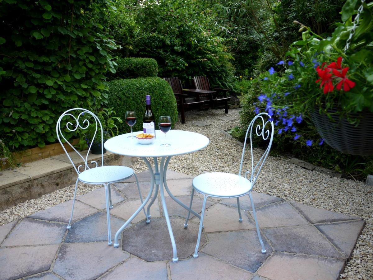 Cosy Stone Cottage, The Bungalow Perrotts Brook Cirencester Exterior photo