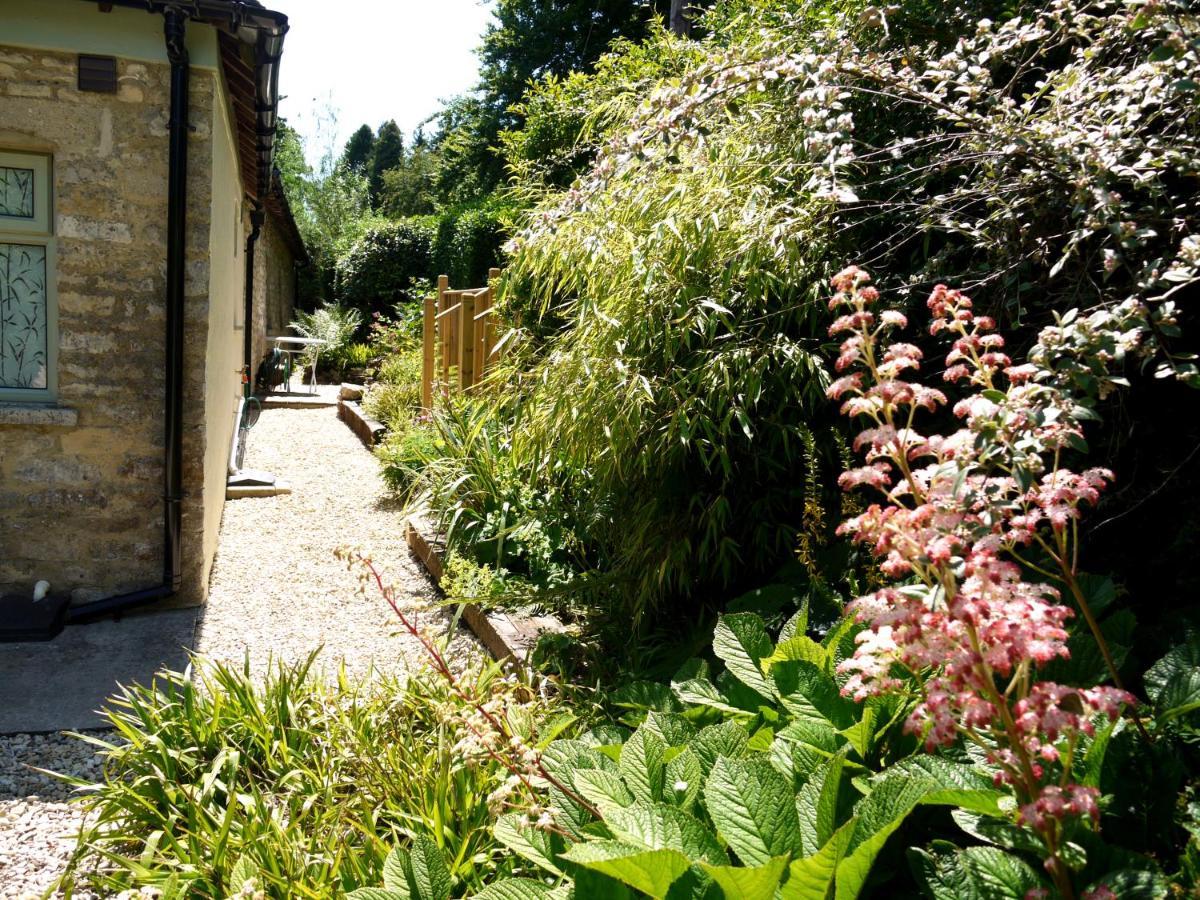 Cosy Stone Cottage, The Bungalow Perrotts Brook Cirencester Exterior photo